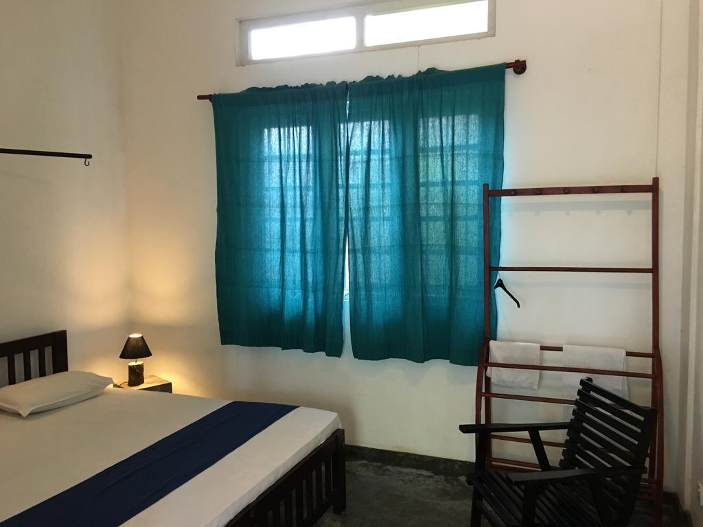 مافونت لافينيا Colombo Beach Hostel المظهر الخارجي الصورة