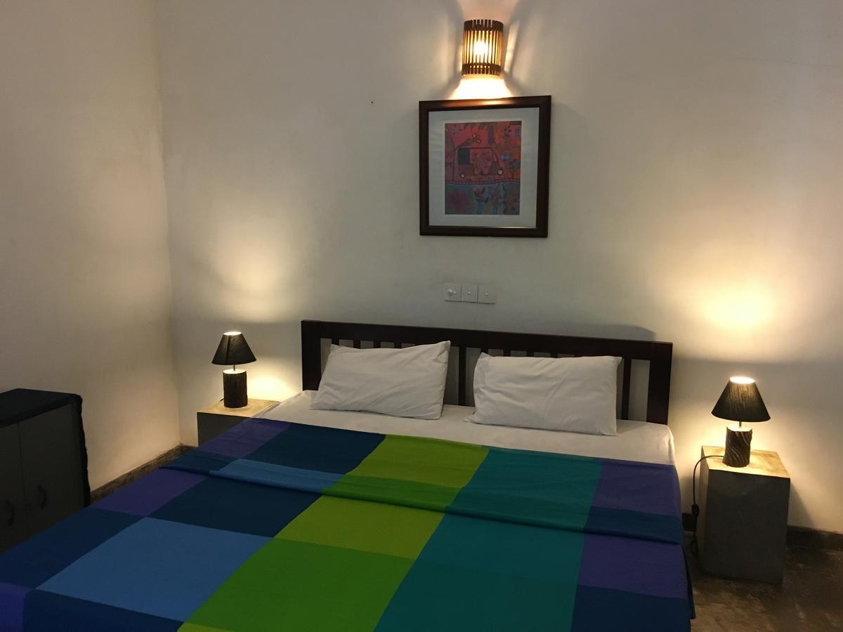 مافونت لافينيا Colombo Beach Hostel المظهر الخارجي الصورة