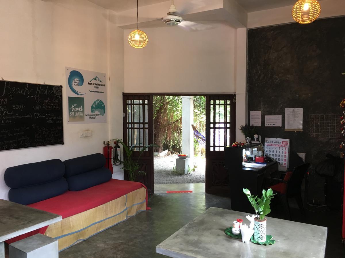 مافونت لافينيا Colombo Beach Hostel المظهر الخارجي الصورة