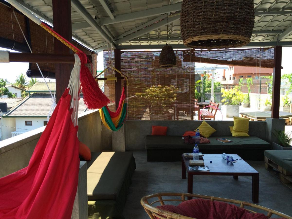 مافونت لافينيا Colombo Beach Hostel المظهر الخارجي الصورة